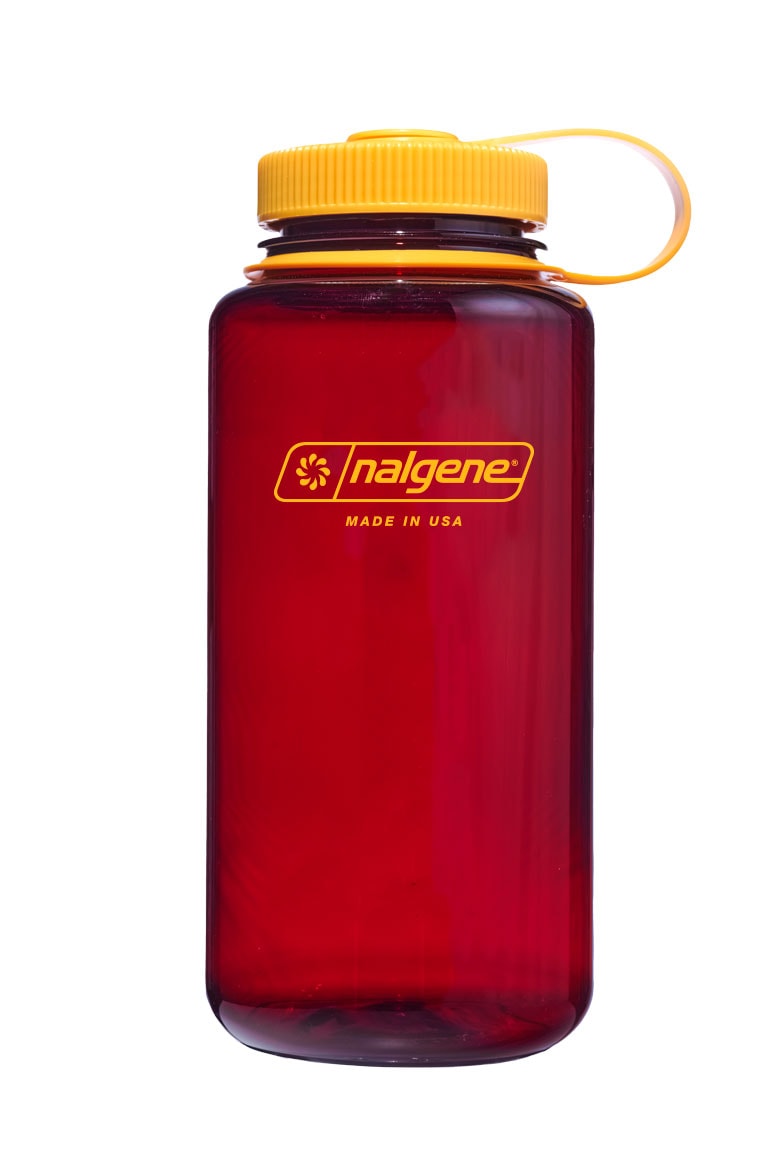 Nalgene product detail: 32oz Wide Mouth Bottle R5 — 32oz Wide Mouth Bottle